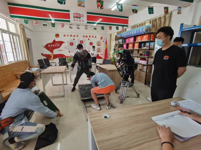 一支视频激活品牌生命力｜凉城县产品视频拍摄公司的创意魔法秀